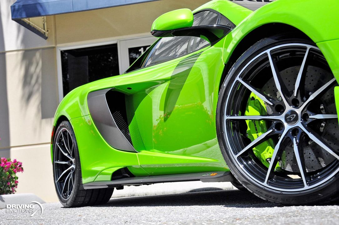 2016 McLaren 675LT