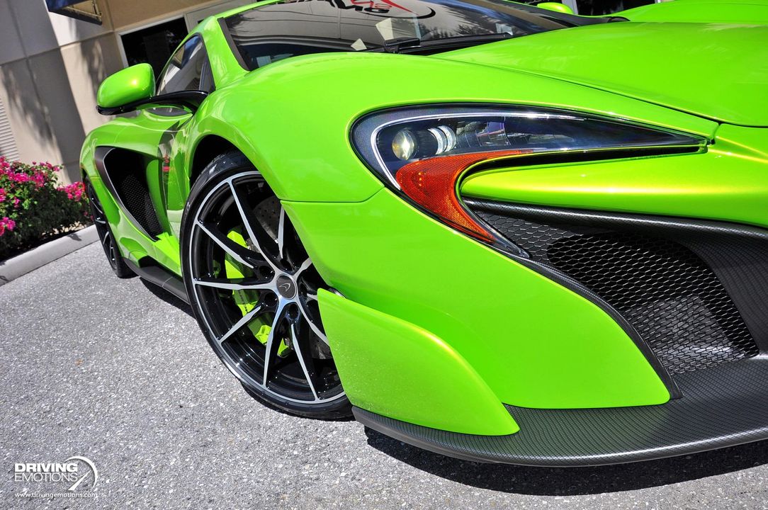 2016 McLaren 675LT