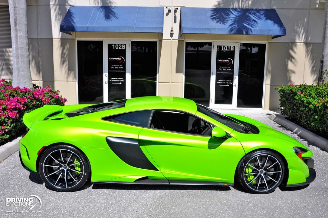 2016 McLaren 675LT