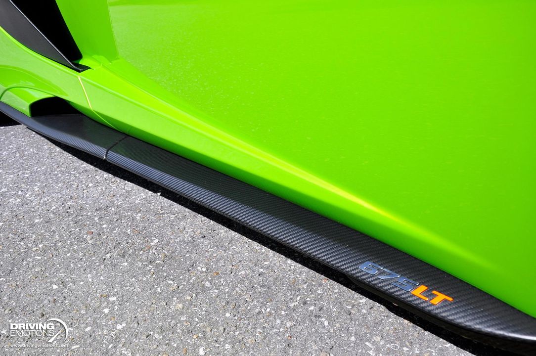 2016 McLaren 675LT