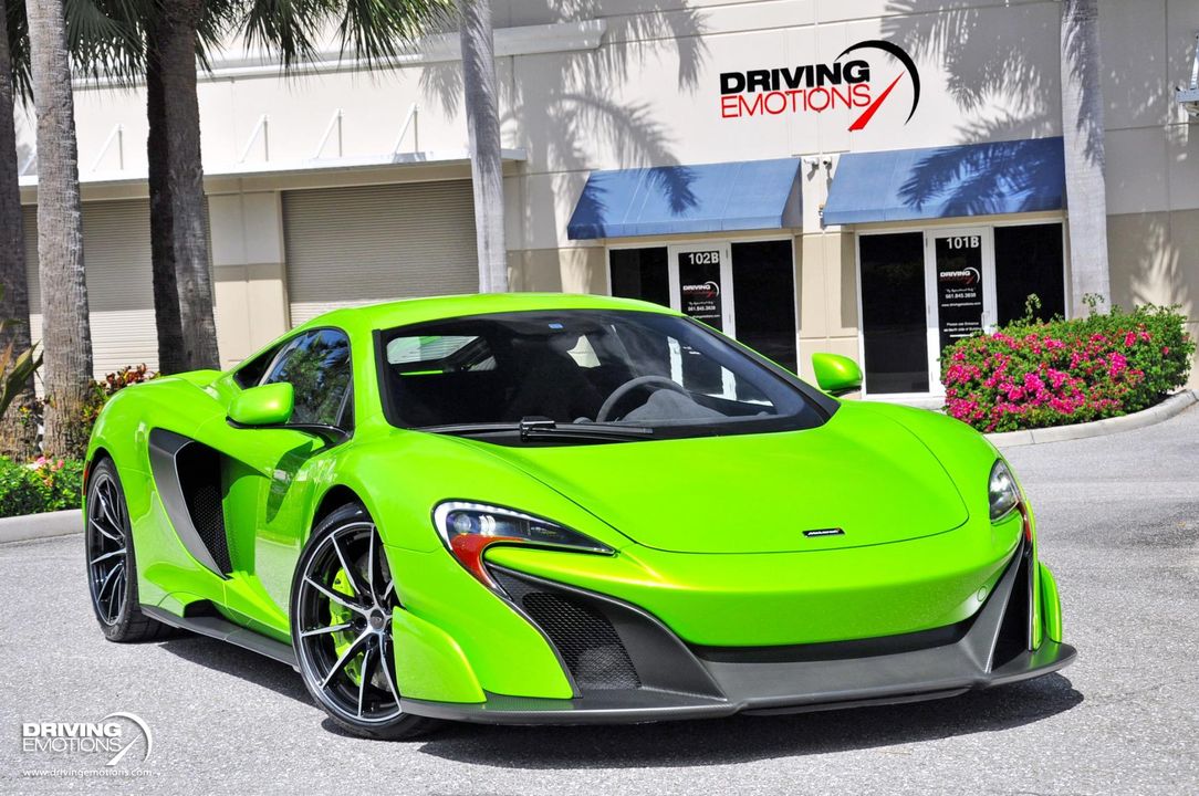 2016 McLaren 675LT