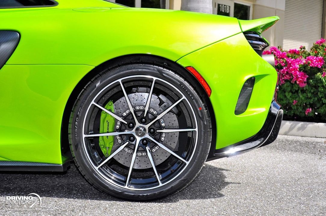 2016 McLaren 675LT