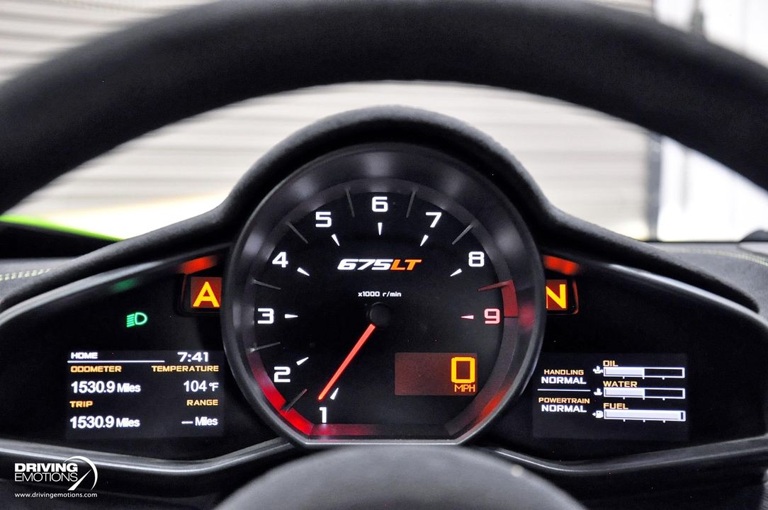 2016 McLaren 675LT