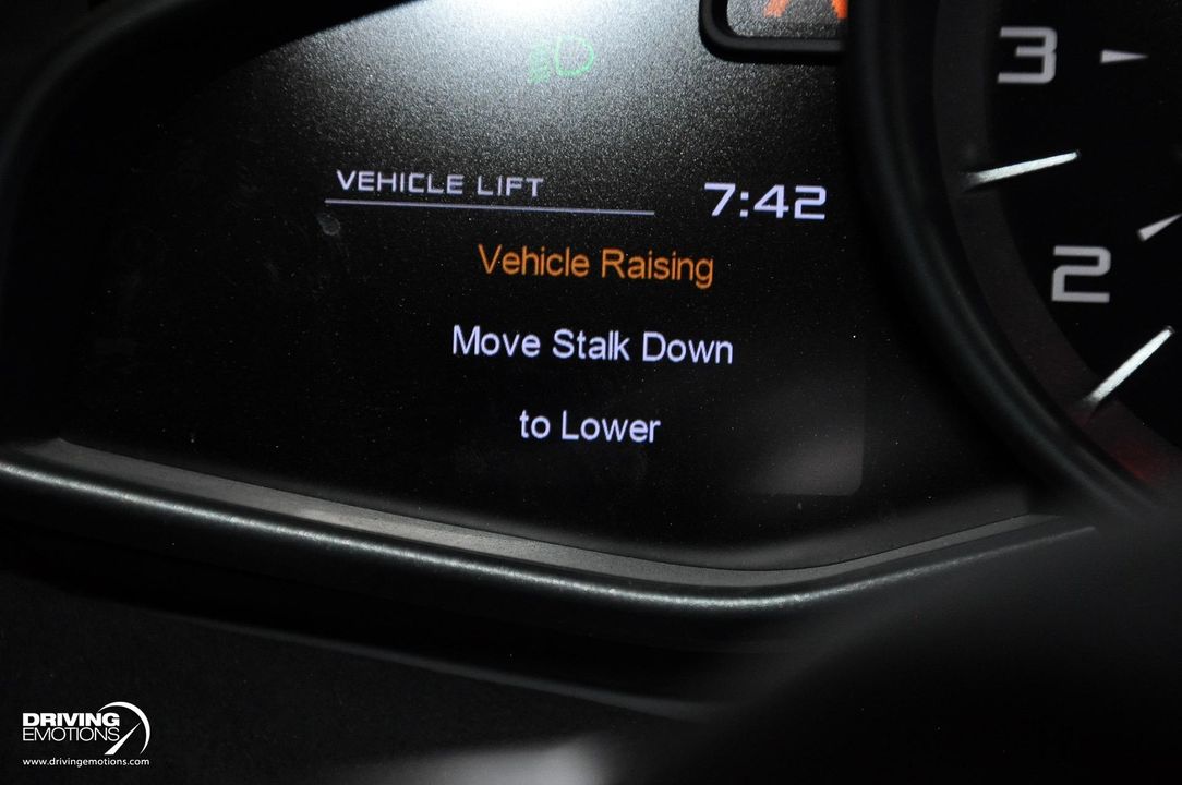 2016 McLaren 675LT
