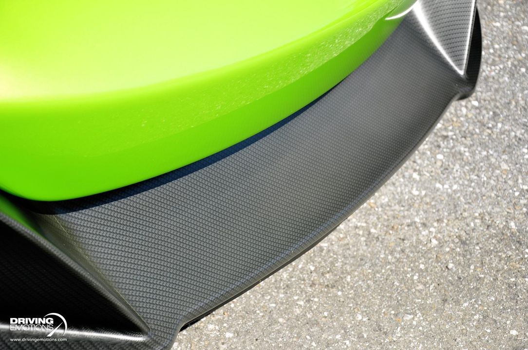 2016 McLaren 675LT