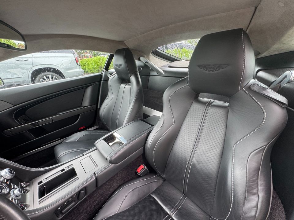2015 Aston Martin V8 Vantage