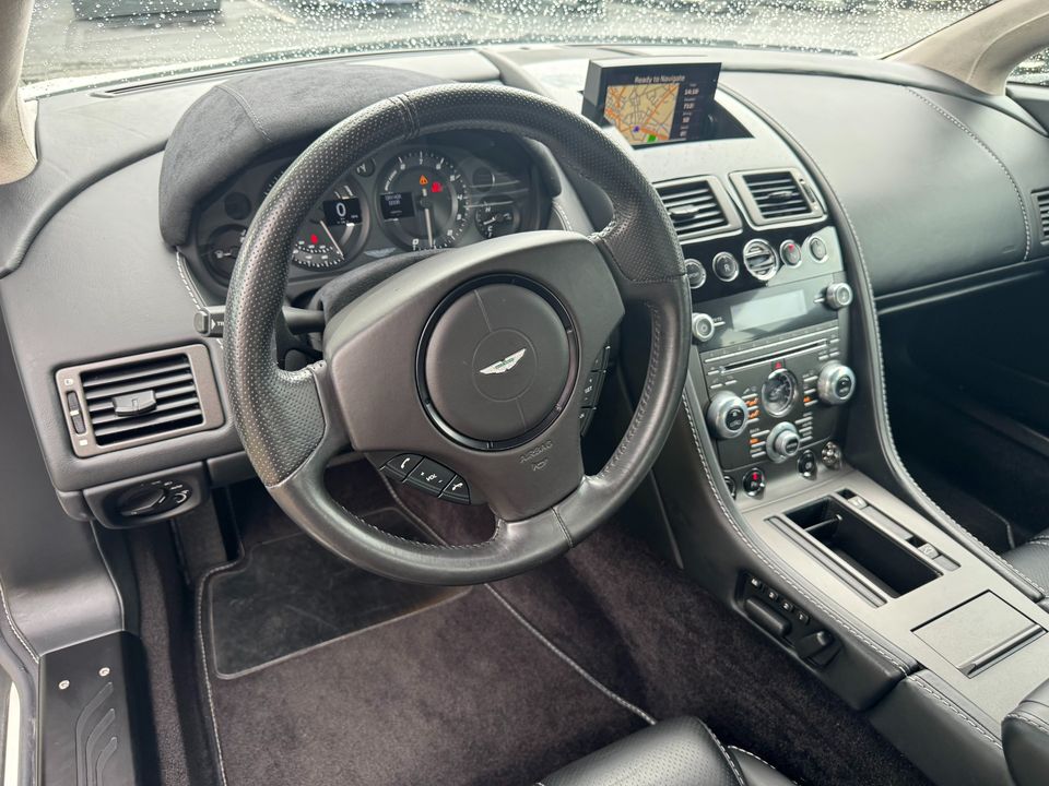 2015 Aston Martin V8 Vantage