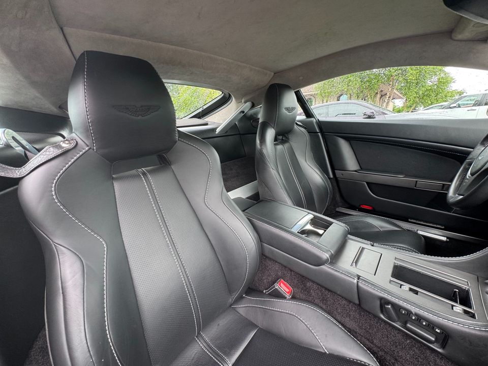 2015 Aston Martin V8 Vantage