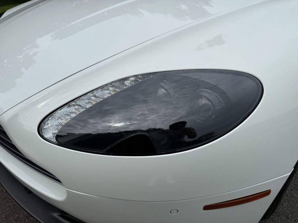 2015 Aston Martin V8 Vantage