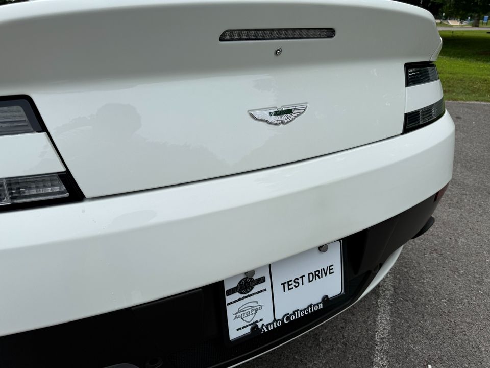 2015 Aston Martin V8 Vantage