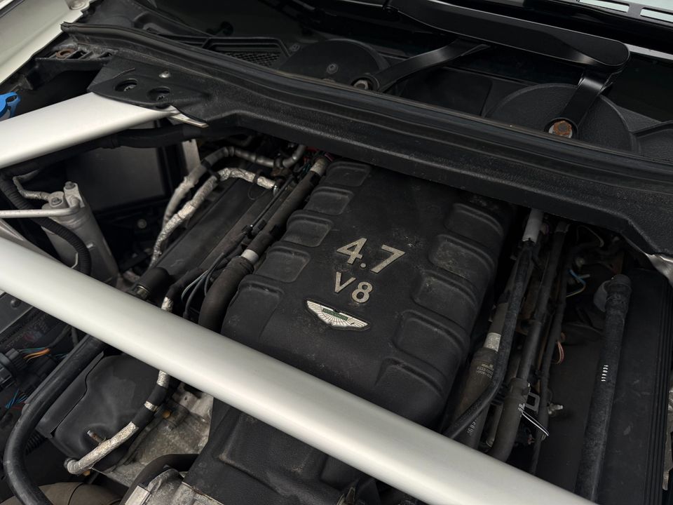 2015 Aston Martin V8 Vantage