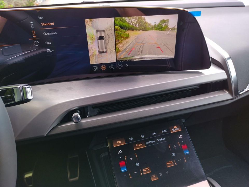 2026 Cadillac VISTIQ