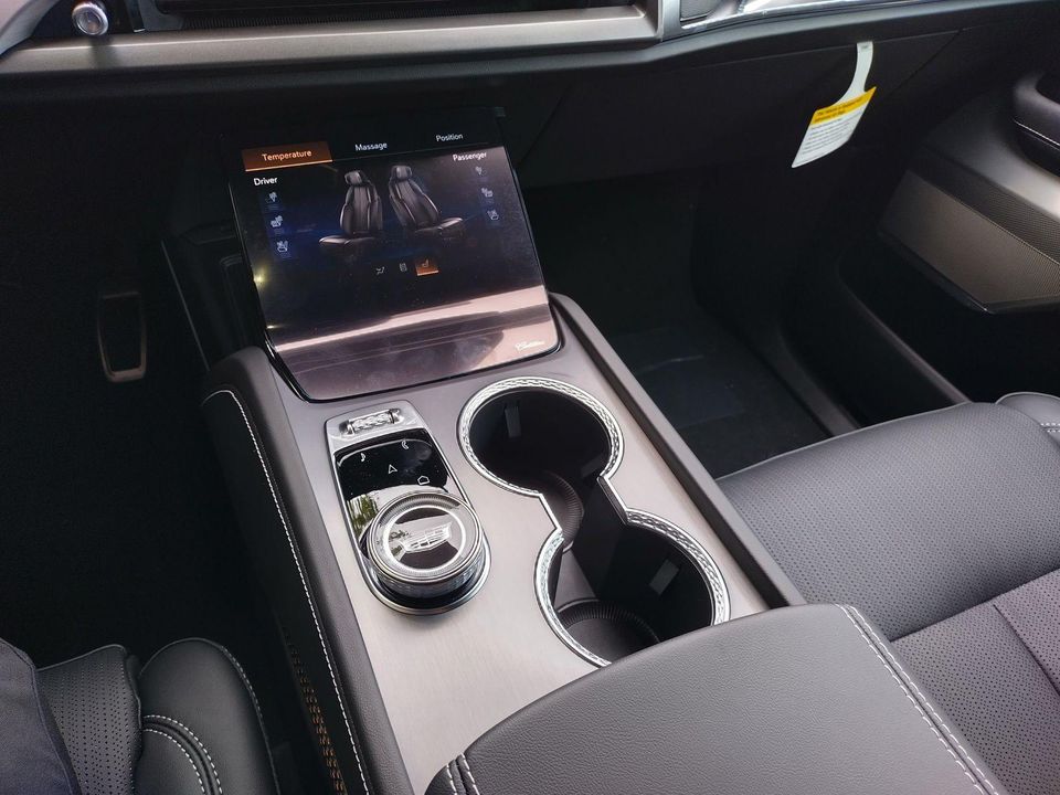 2026 Cadillac VISTIQ