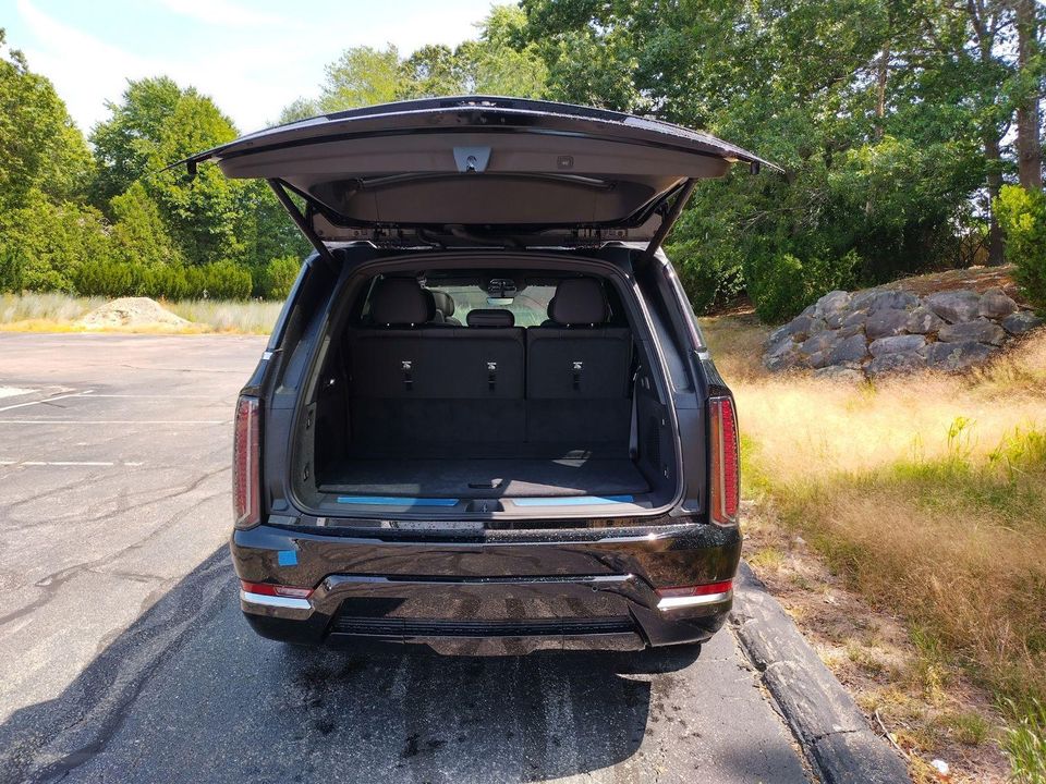 2026 Cadillac Escalade IQL