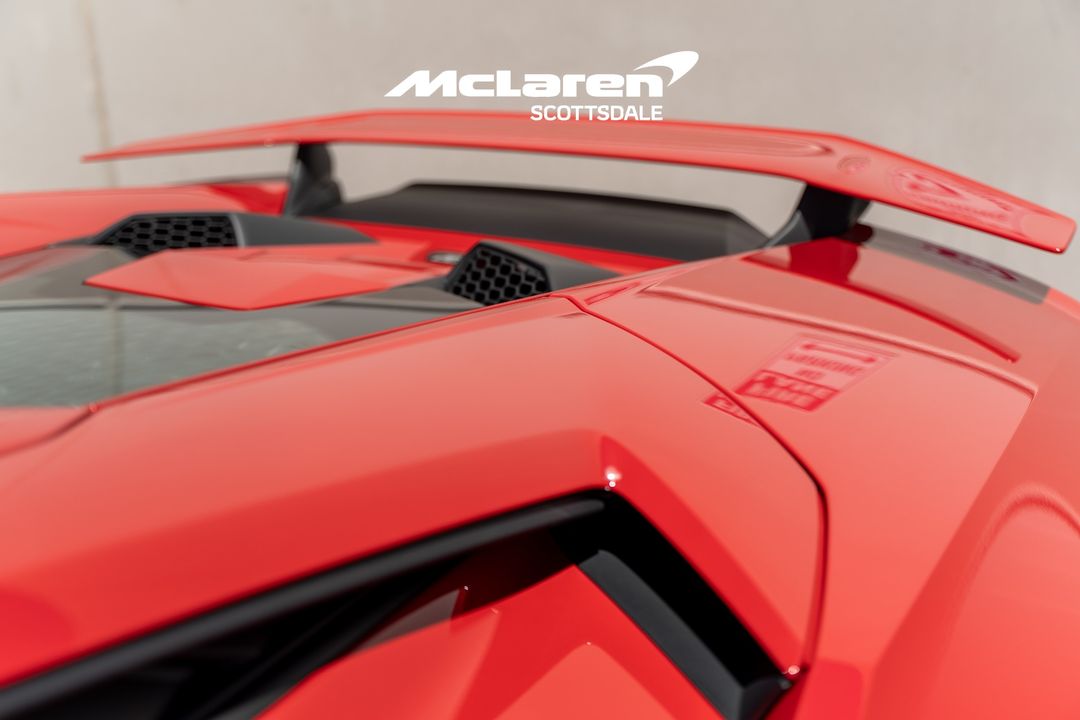 2023 LAMBORGHINI HURACAN