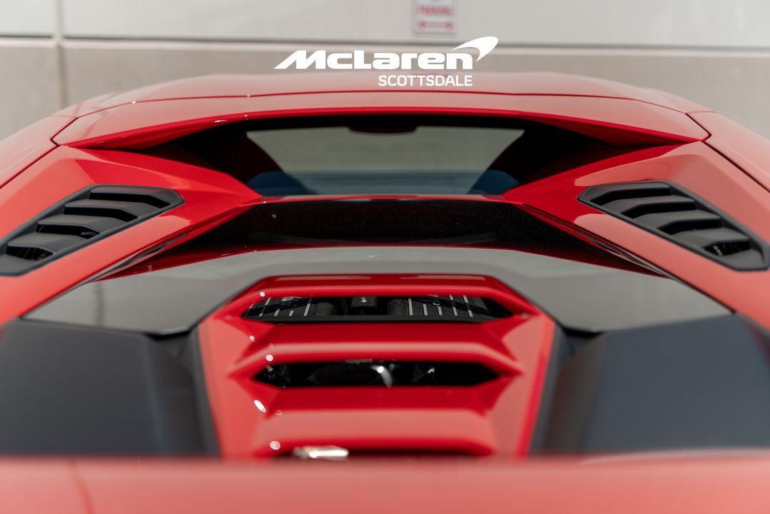 2023 LAMBORGHINI HURACAN