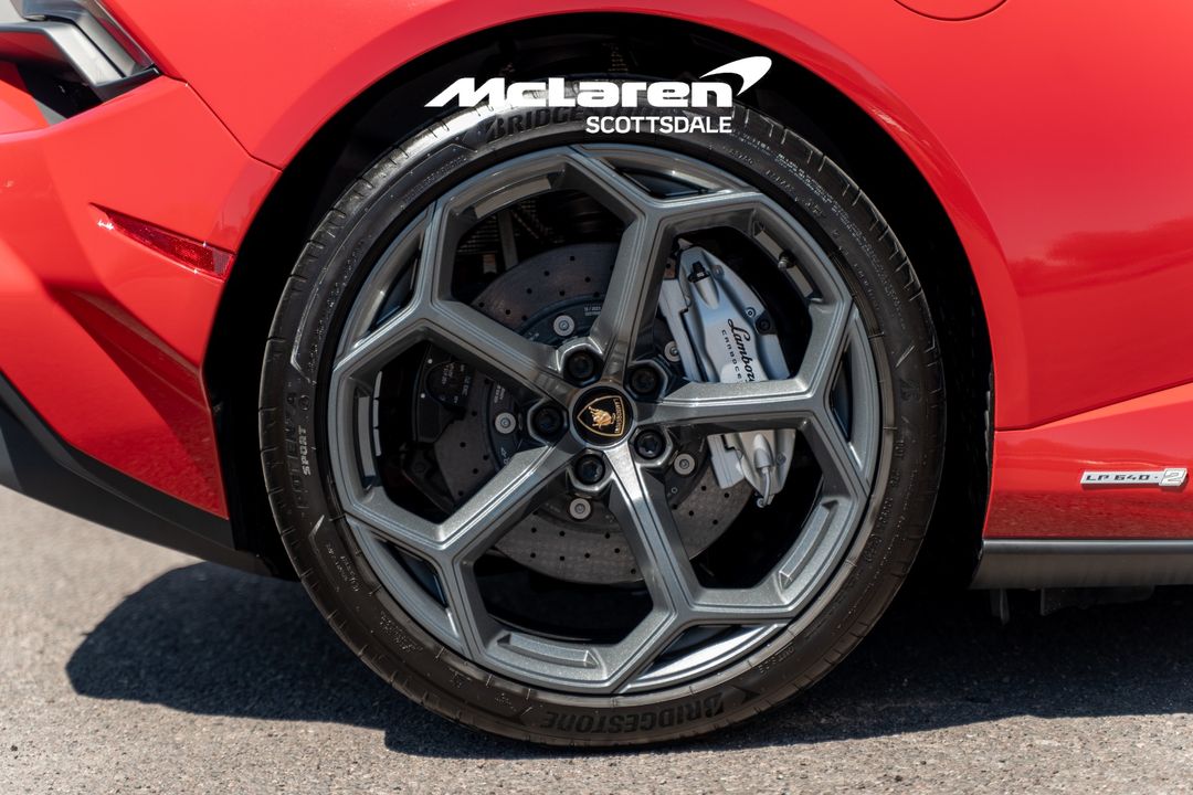 2023 LAMBORGHINI HURACAN