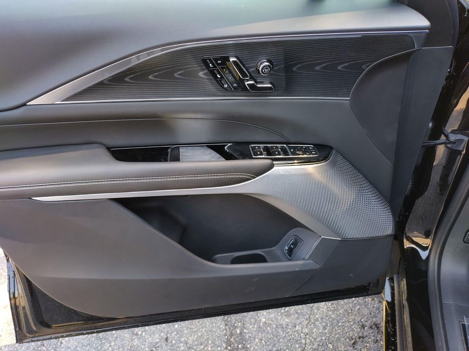 2026 Cadillac LYRIQ