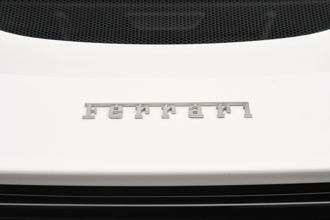 2025 Ferrari 296 GTS