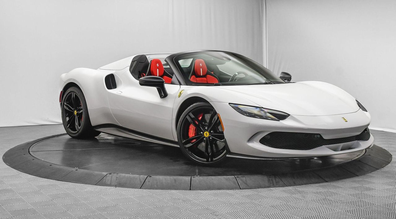 2025 Ferrari 296 GTS