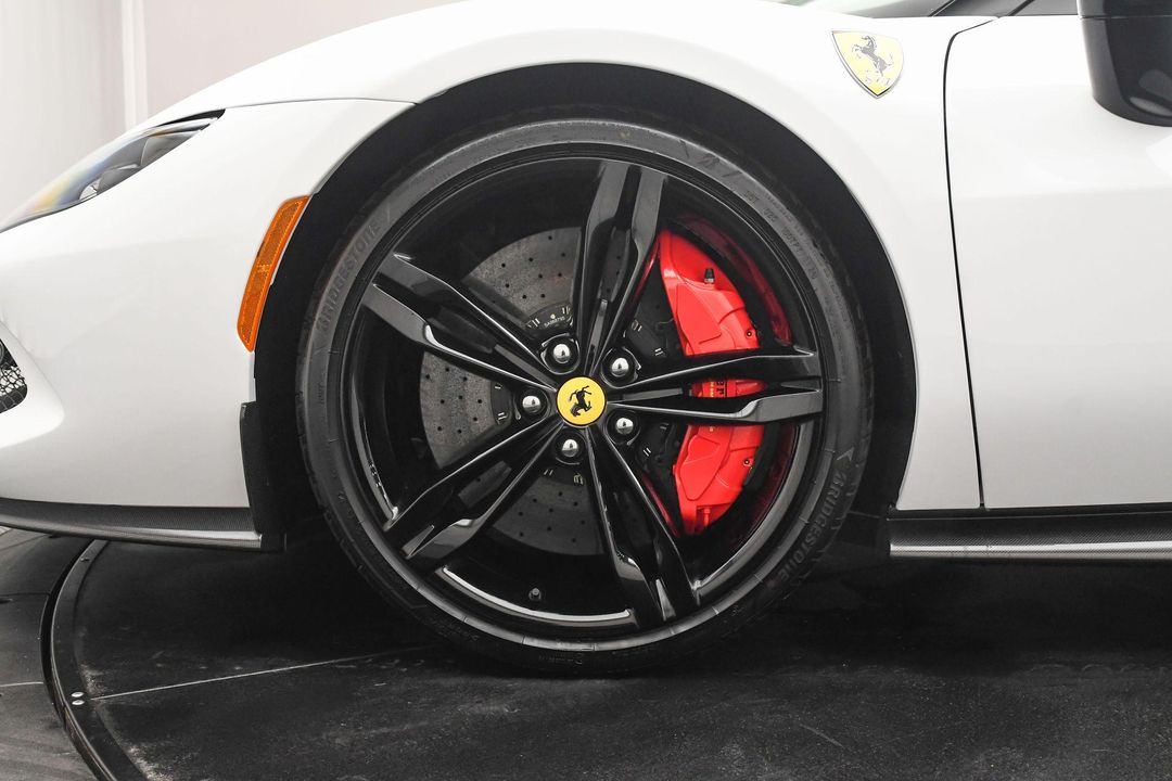 2025 Ferrari 296 GTS