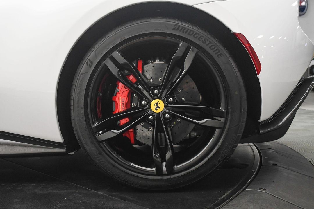 2025 Ferrari 296 GTS