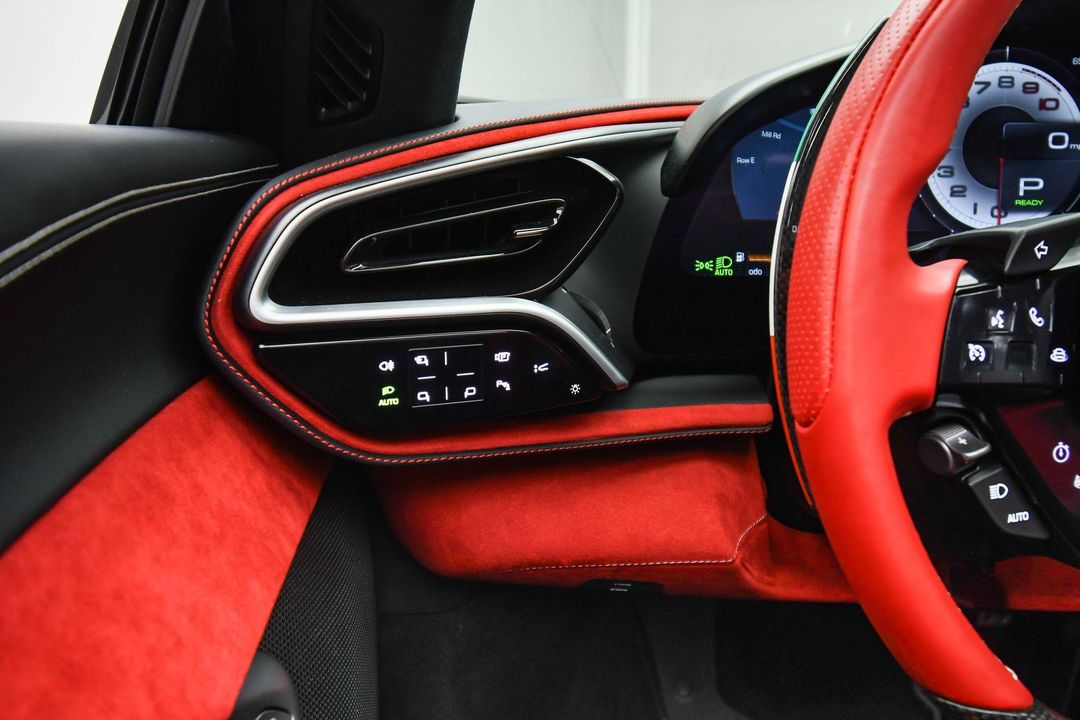 2025 Ferrari 296 GTS