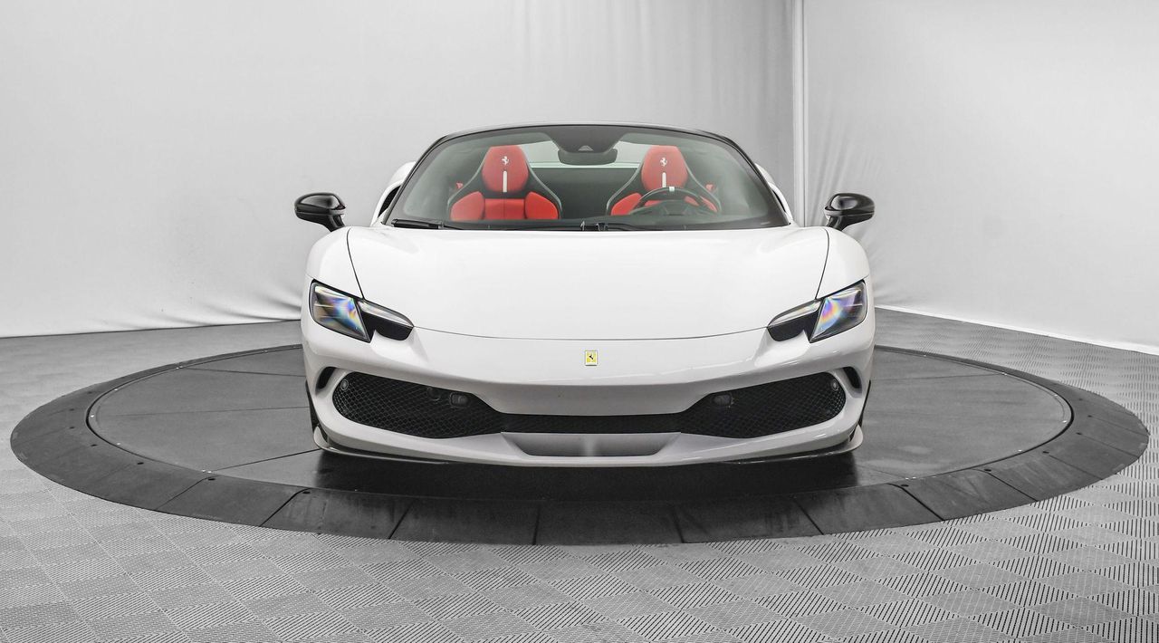 2025 Ferrari 296 GTS