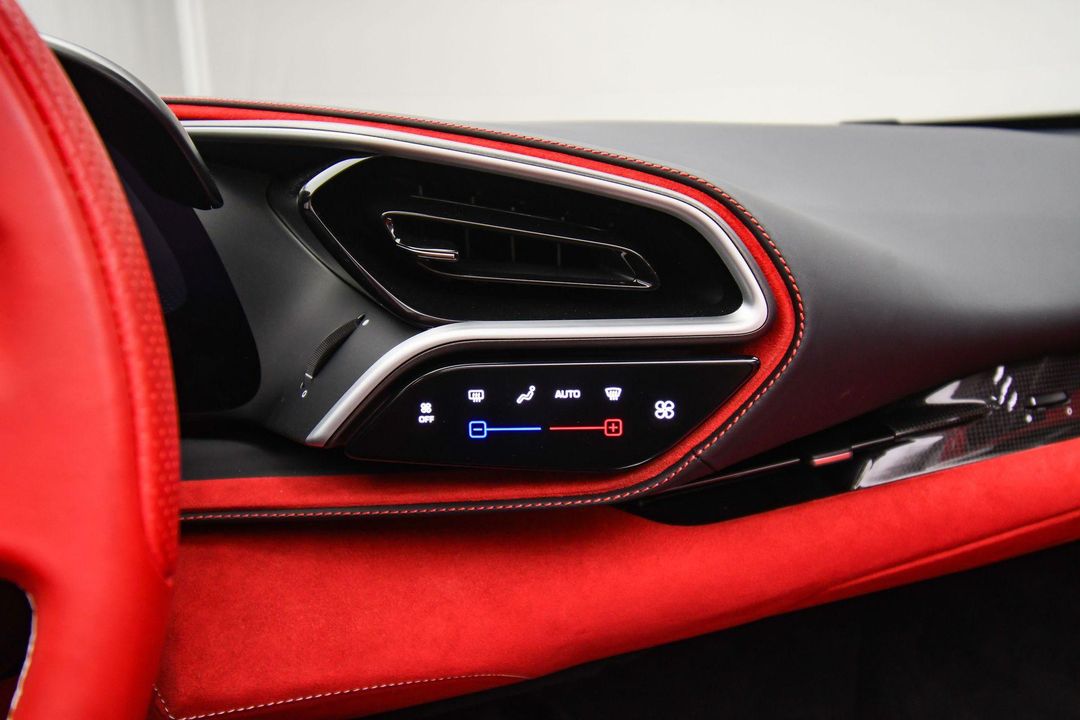 2025 Ferrari 296 GTS