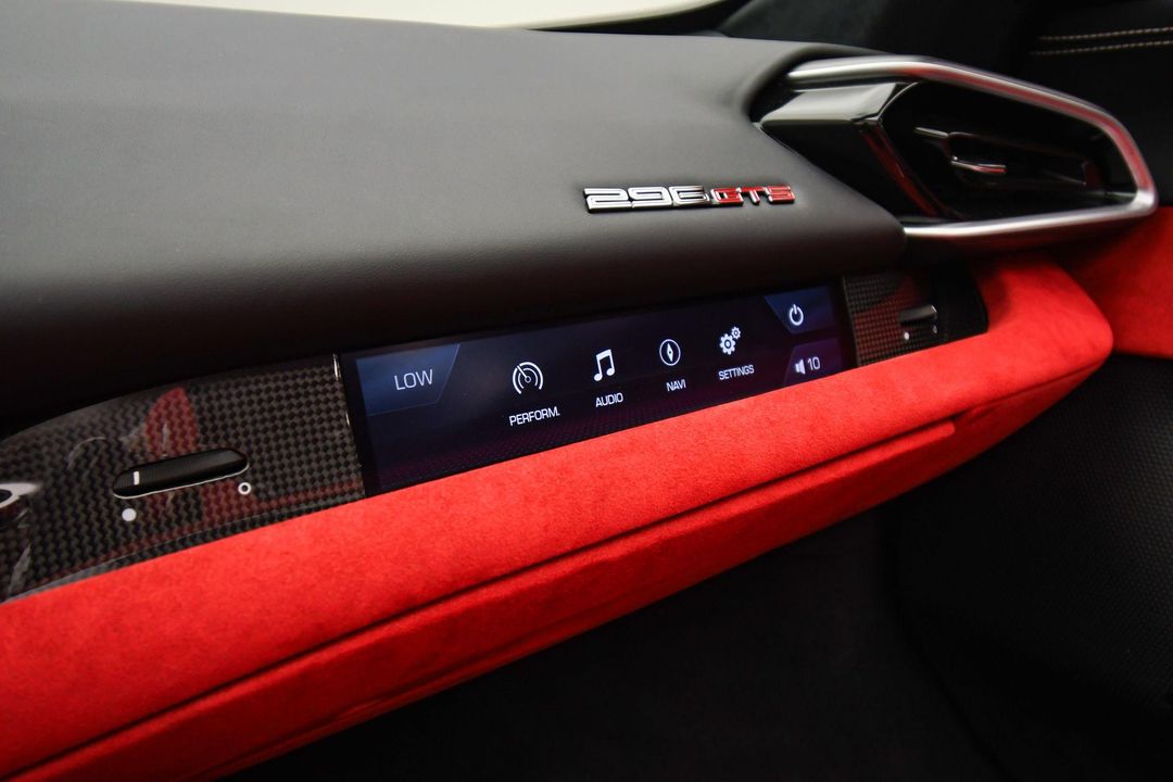 2025 Ferrari 296 GTS