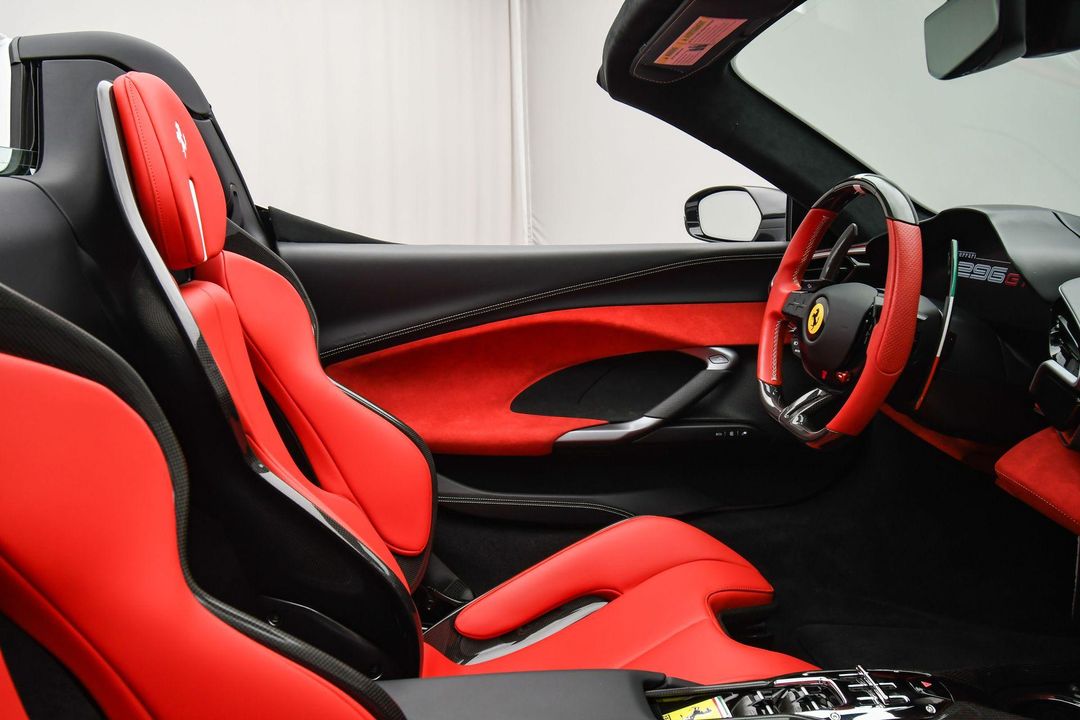 2025 Ferrari 296 GTS