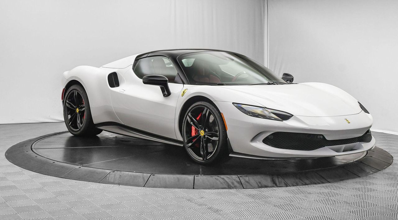 2025 Ferrari 296 GTS