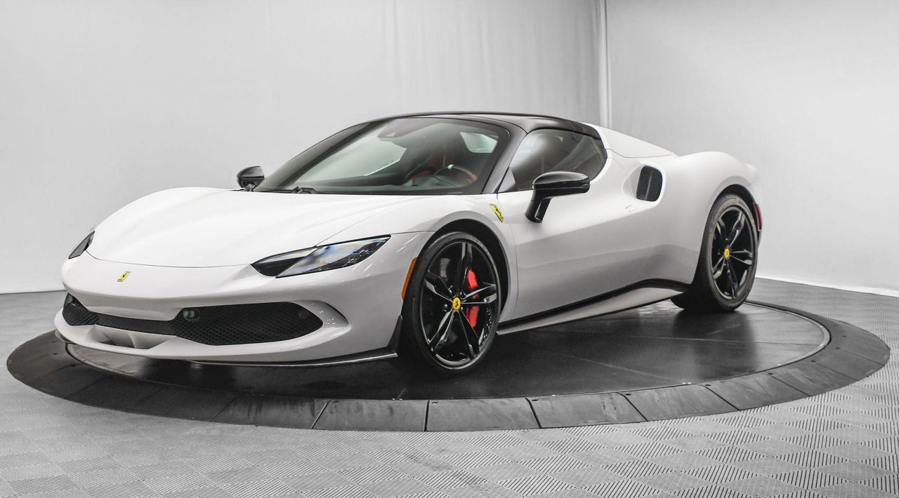 2025 Ferrari 296 GTS