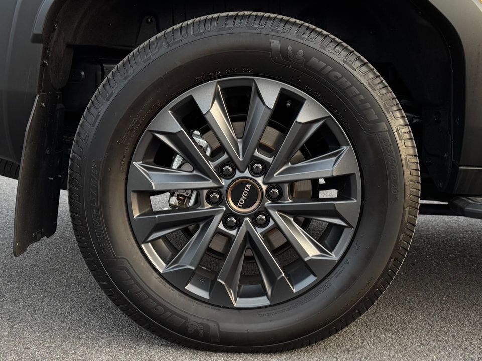 2025 Toyota Land Cruiser