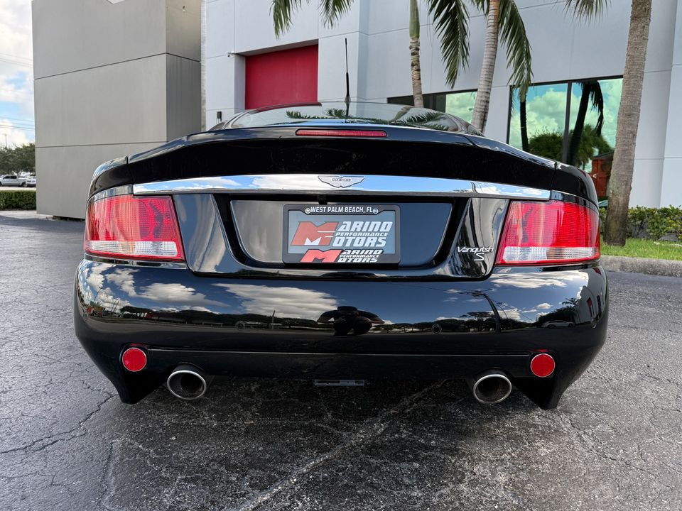 2006 Aston Martin V12 Vanquish