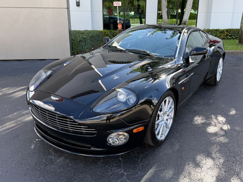 2006 Aston Martin V12 Vanquish
