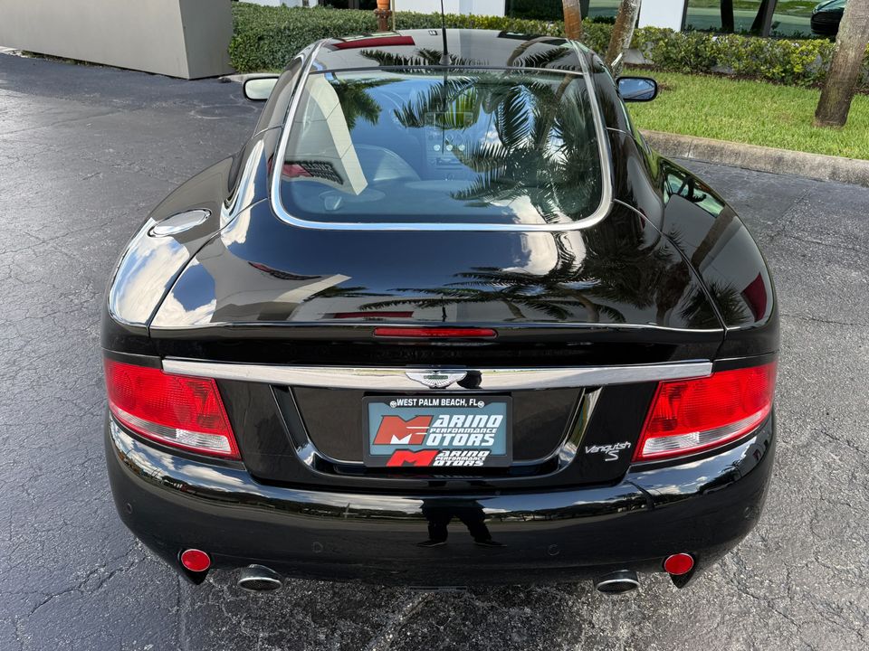 2006 Aston Martin V12 Vanquish