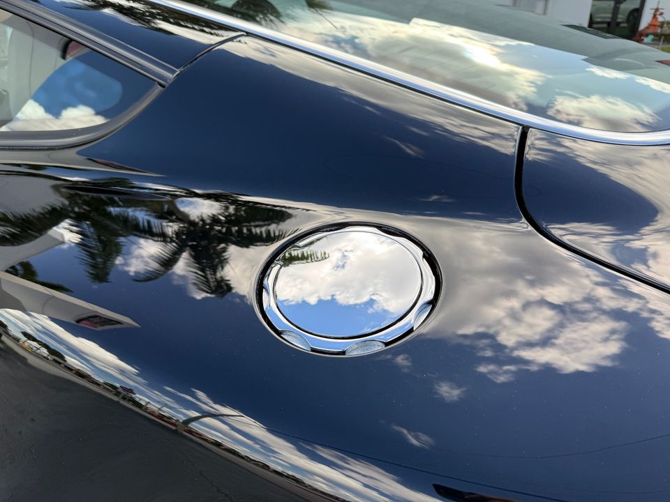 2006 Aston Martin V12 Vanquish