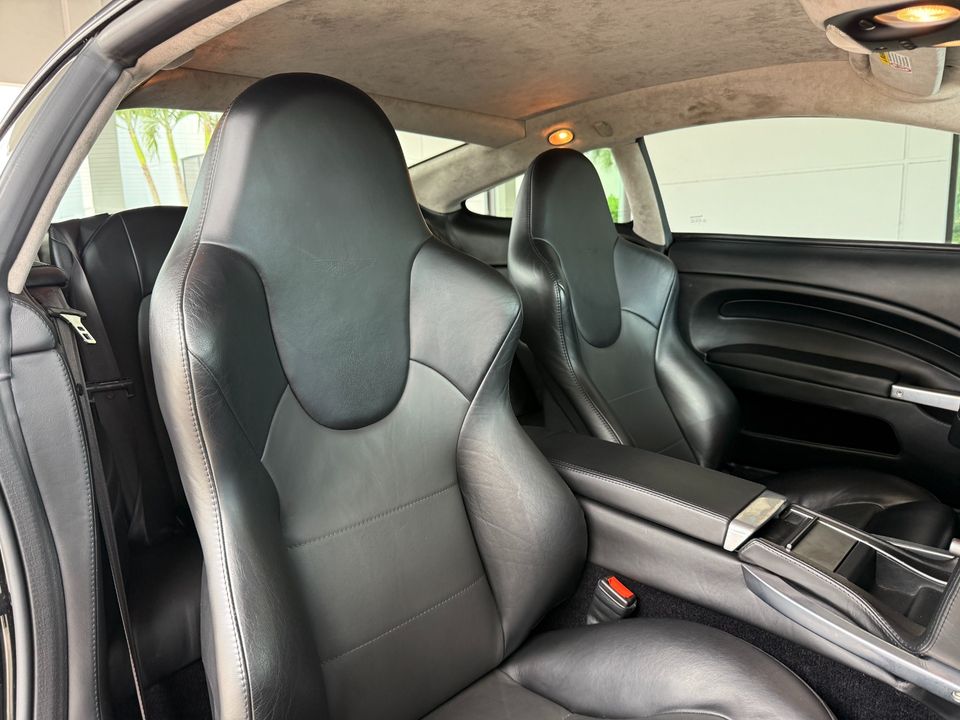 2006 Aston Martin V12 Vanquish