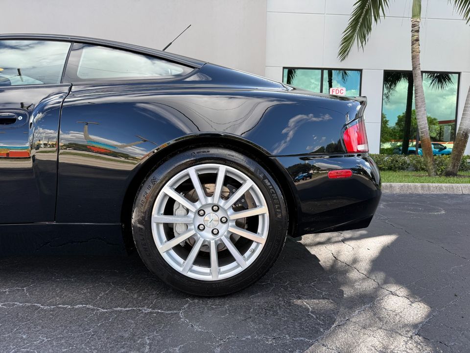 2006 Aston Martin V12 Vanquish