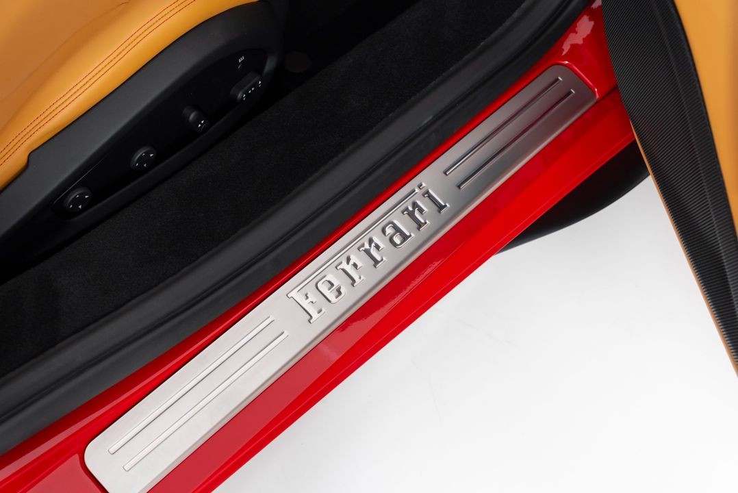 2021 Ferrari F8 Spider