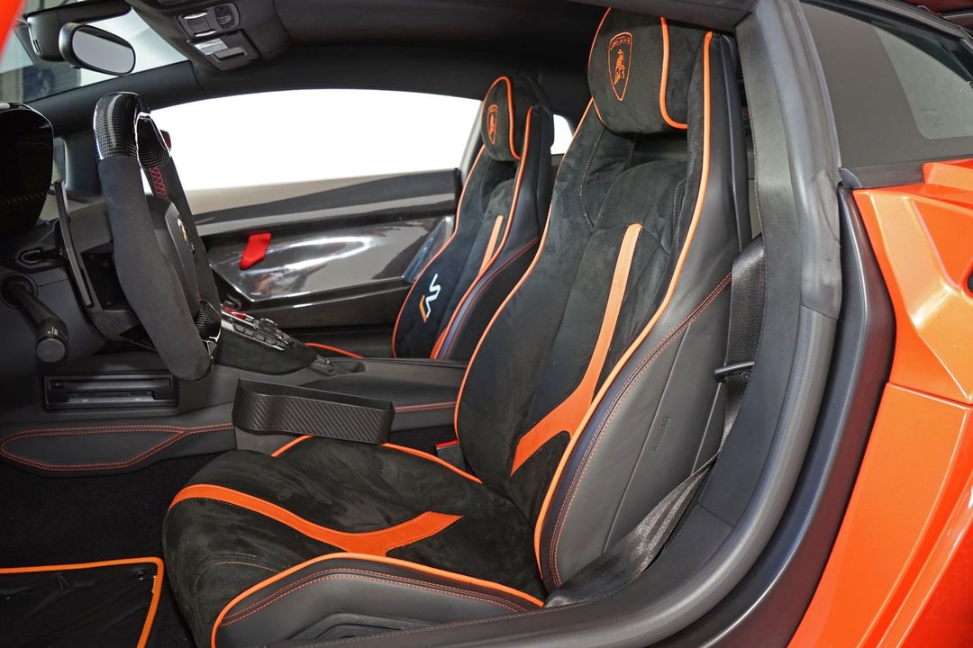 2012 Lamborghini Aventador