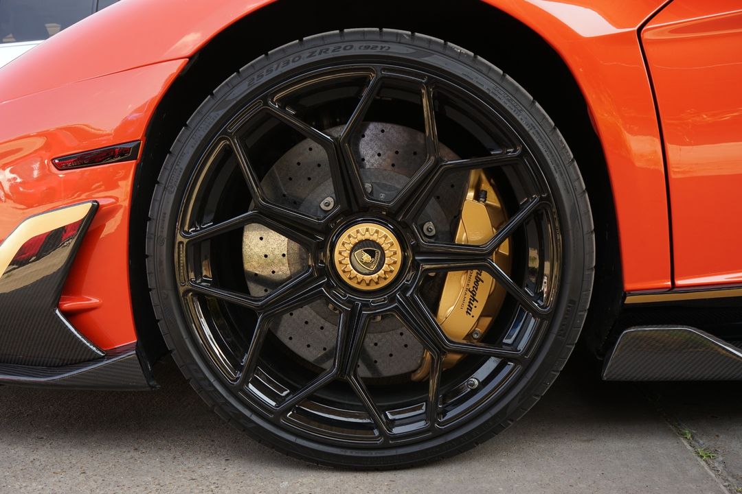 2012 Lamborghini Aventador