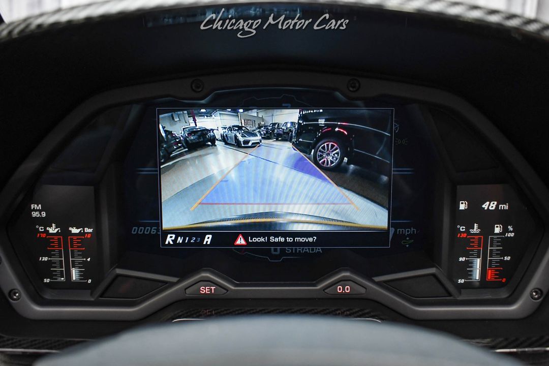 2022 Lamborghini Aventador