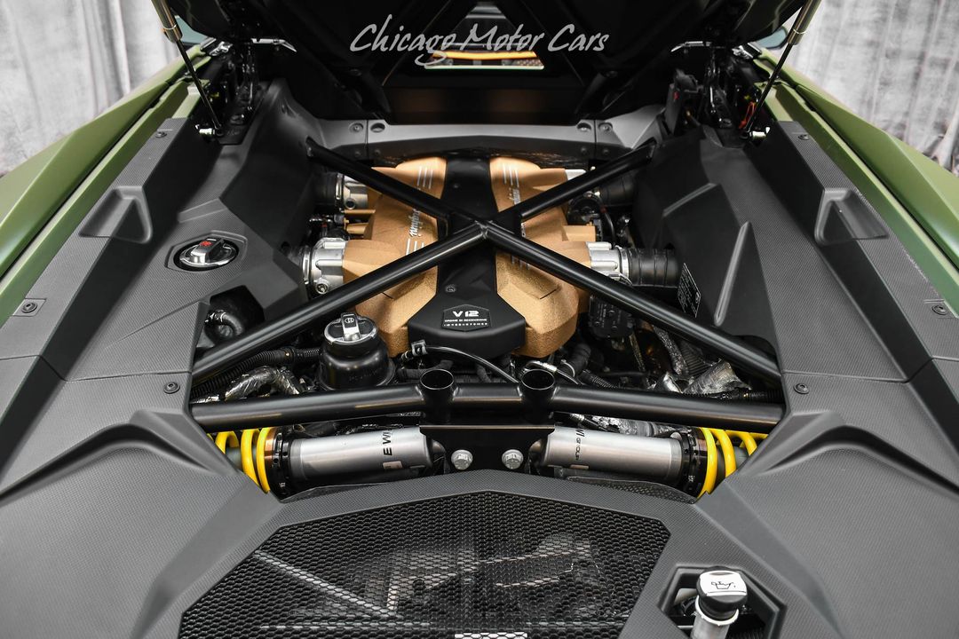 2022 Lamborghini Aventador