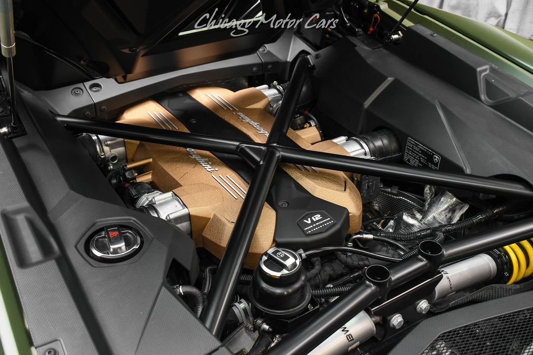 2022 Lamborghini Aventador