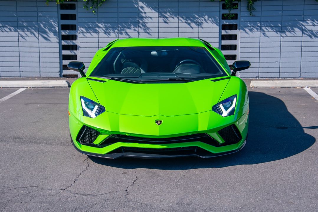 2018 Lamborghini Aventador
