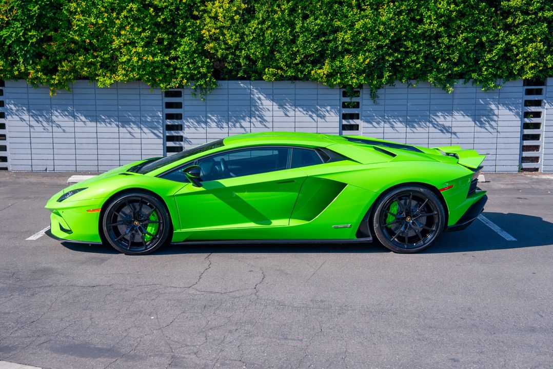 2018 Lamborghini Aventador