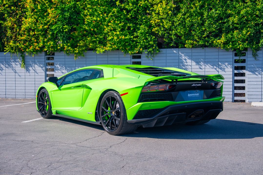 2018 Lamborghini Aventador