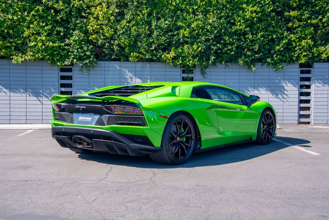 2018 Lamborghini Aventador